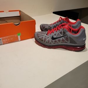 Nike Air Max + 2011 size 10.5 Cool Grey Sport Red